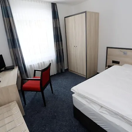7 Saeulen Gmbh Hotel Dessau-Rosslau