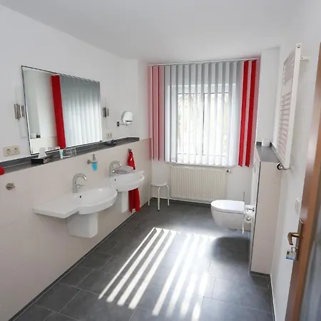 7 Saeulen Gmbh Ξενοδοχείο Dessau-Rosslau