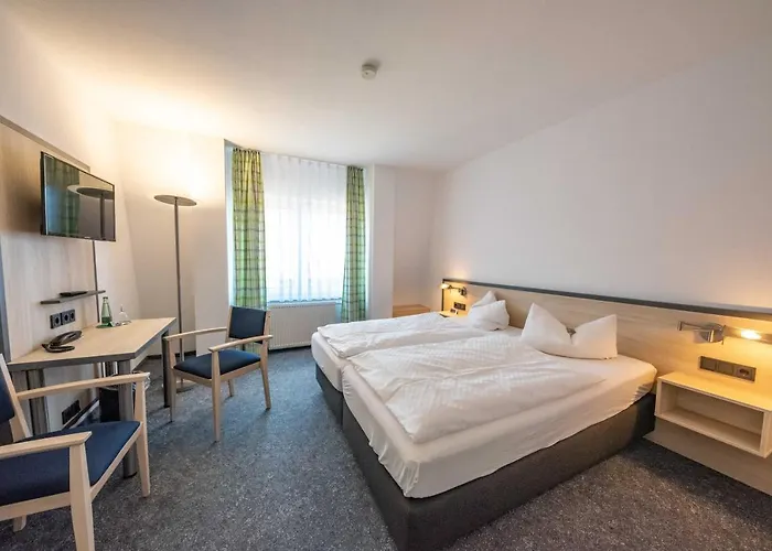 Szálloda 7 Saeulen Gmbh 3*